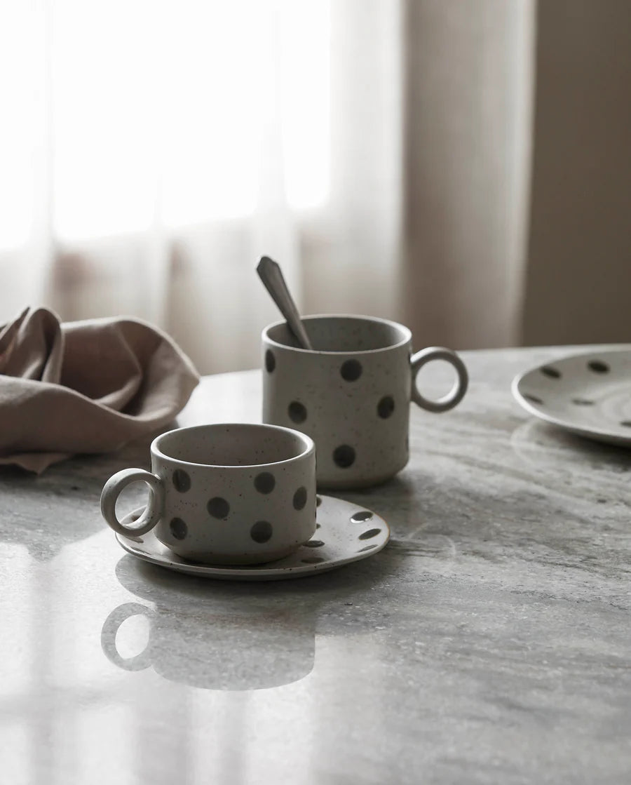 Grainy Tasse sand / grün - GUNDT HOME