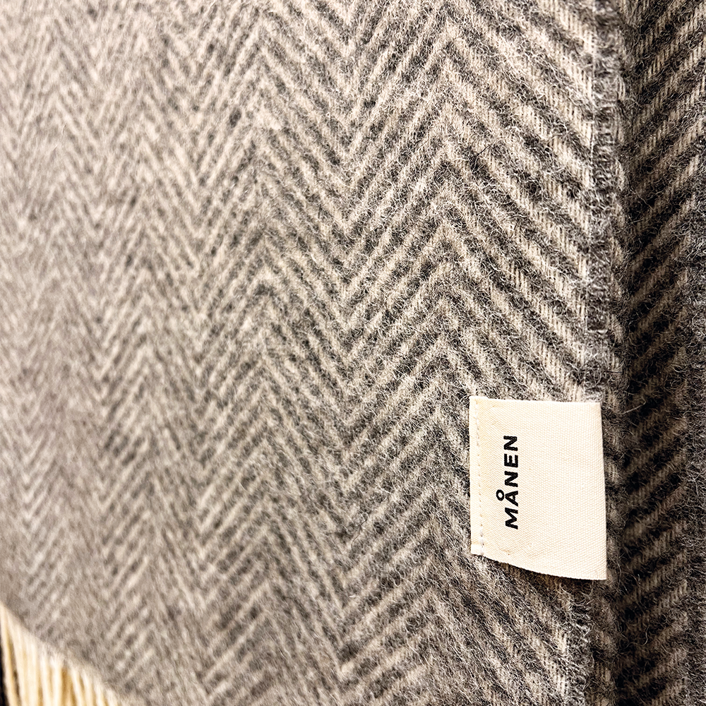 MÅNEN Wolldecke Herringbone Grau - GUNDT HOME