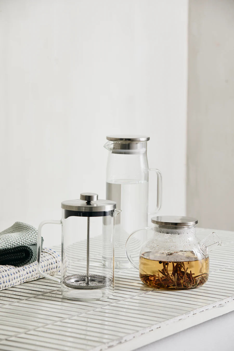 NORDAL CHIVES Karaffe mit Deckel - GUNDT HOME