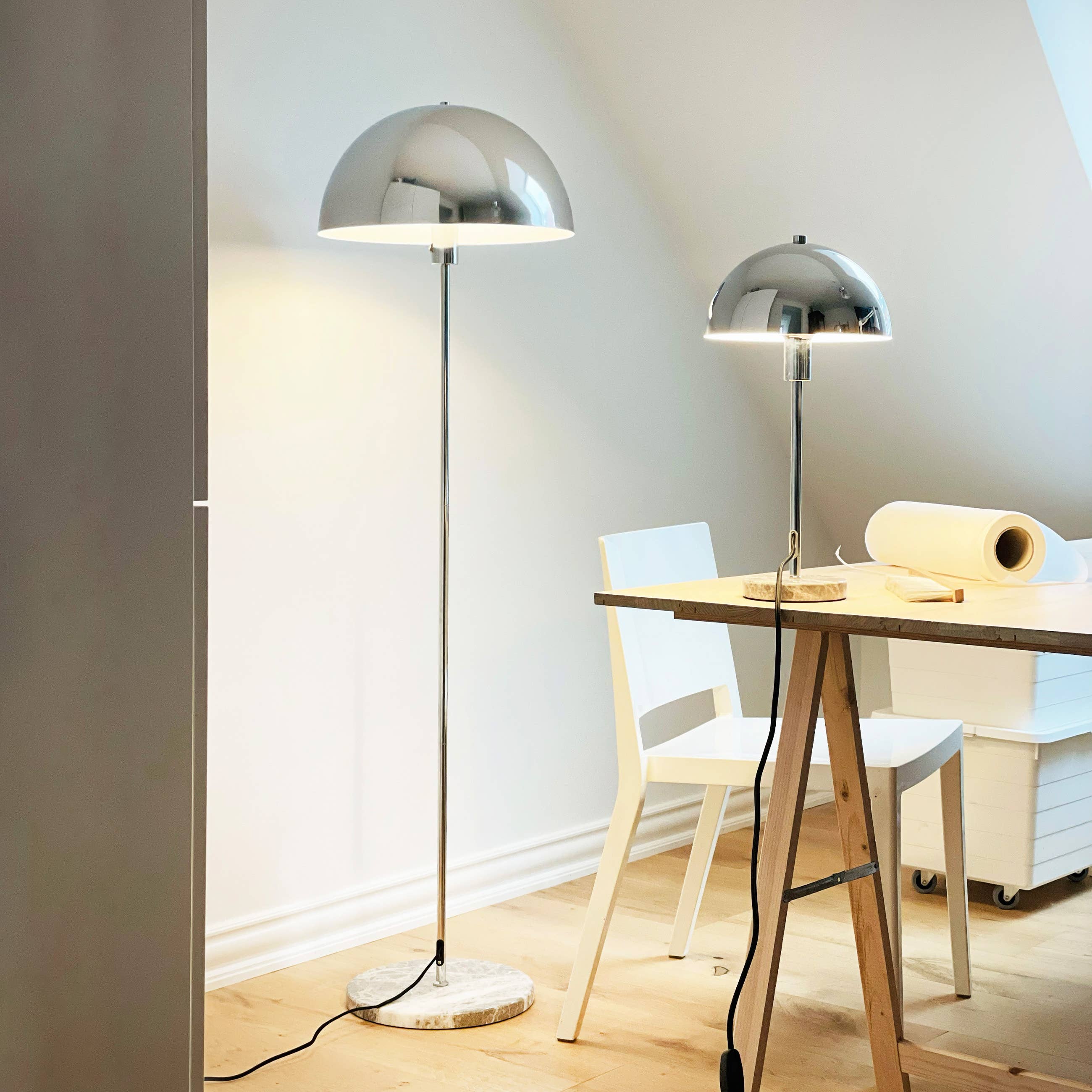 Stockholm Chrom-/Marmor-Stehlampe