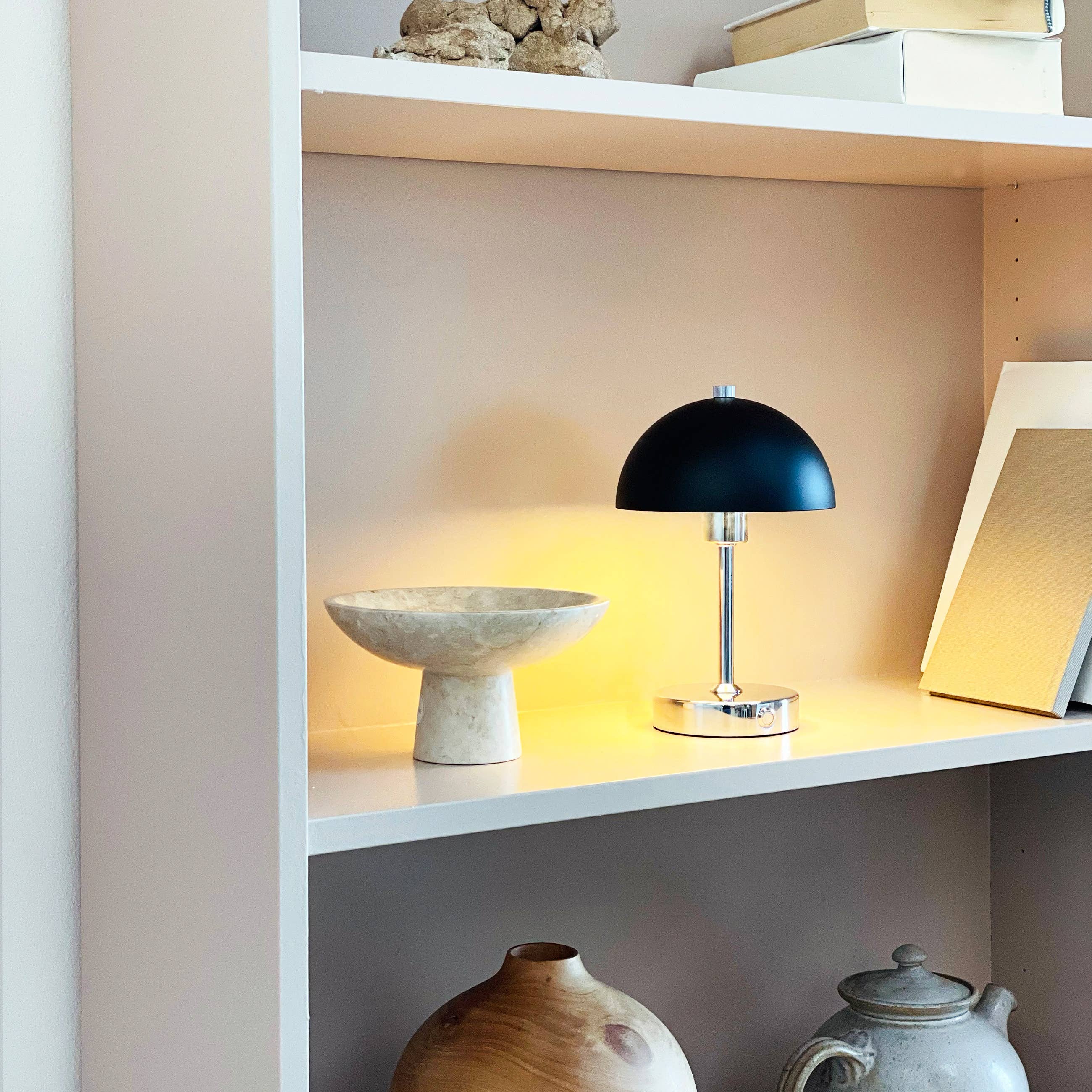 Malmø schwarze/chromfarbene LED-Tischlampe wiederaufladbar